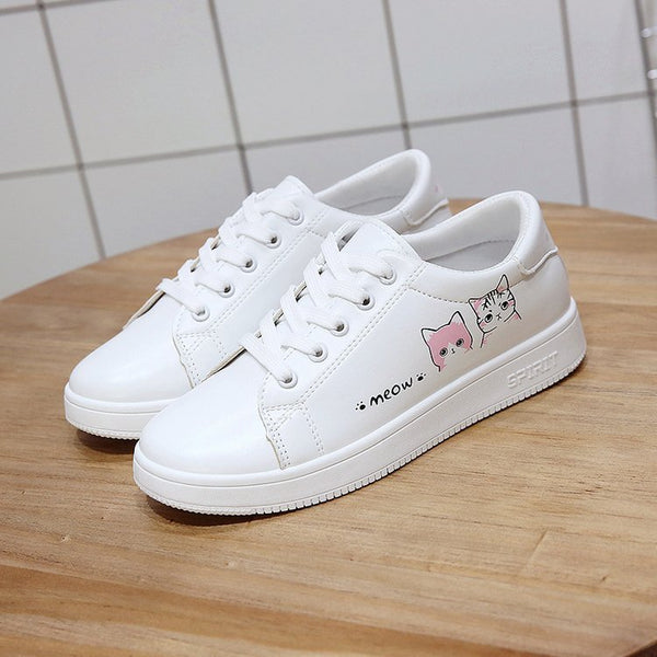 Cute Cat White Sneakers – Lightweight, Flat Heel, Everyday Comfort